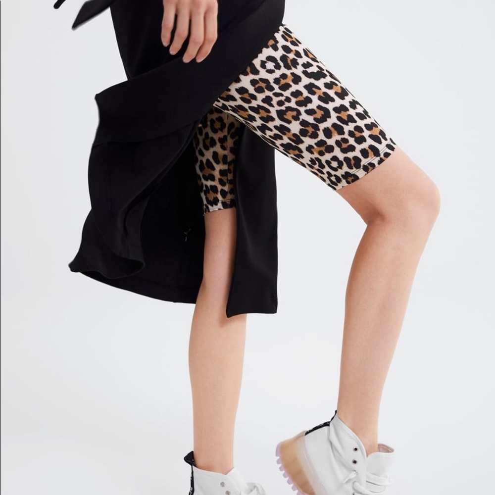 Zara animal print biker shorts NWT - Picture 2 of 3